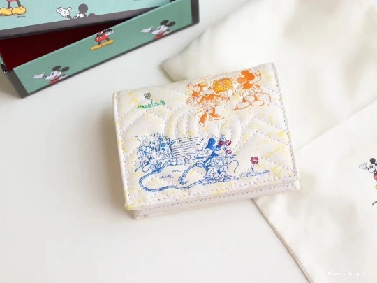 First bag ru X wallet Disney Gucci 0728